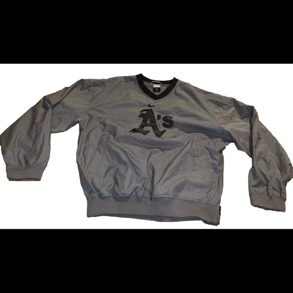 Nike Vintage MLB Oakland A's Athletics Center Swoosh Pullover Windbreaker Sz Med - Picture 1 of 9